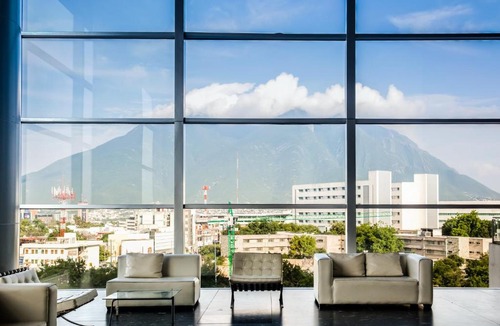 Monterrey Hotel | Fiesta Inn Monterrey Tecnologico