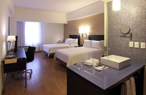 Tlalnepantla de Baz Hotel | Fiesta Inn Tlalnepantla