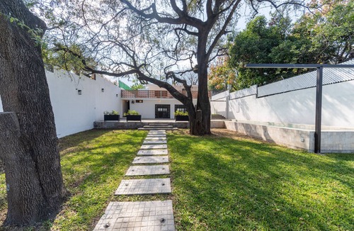 Juarez House | Finca Dos Encinos with pool (pet friendly)