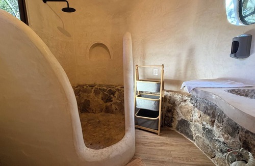 Homun House | Finca Oz