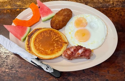 Puerto Barrios Hotel | Finca Tatin Hotel