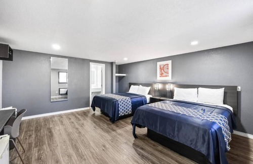 Cleburne Hotel | Find Your Quiet Retreat in a Private Room Perfect for Rest and Relaxation