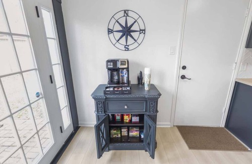 George Bush Park/Eldridge House | Fire Pit + Game Room | Sleeps 8 | Houston