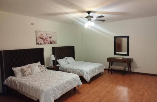 Matehuala Hotel | Flor y Canto