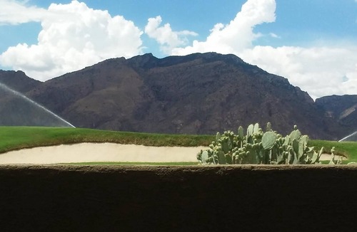 Tucson Condo | Foothills Getaway With Mountain Views.