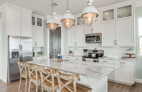 San Luis House | 'Footprints in the Sand' - Luxe Freeport Home!