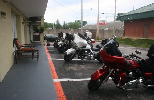 Van Wert Hotel | Fountain Inn