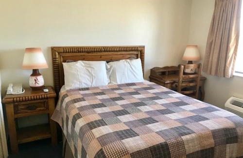 Blanding Hotel | Four Corners Inn