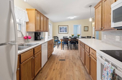 Kendall House | Four Quarters Sports & Trails