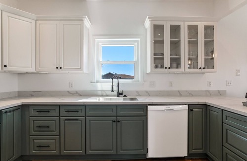 Slidell House | From the bayou to Mardi Gras! Just 20 minutes to New Orleans!