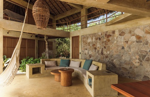 Santa Maria Tonameca Villa | Front beach room in a beautifully designed luxuary house with spectacular views
