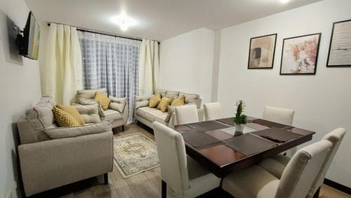 Zona 12 Apartment | Full 1-bedroom apartment Zone 12 Parking