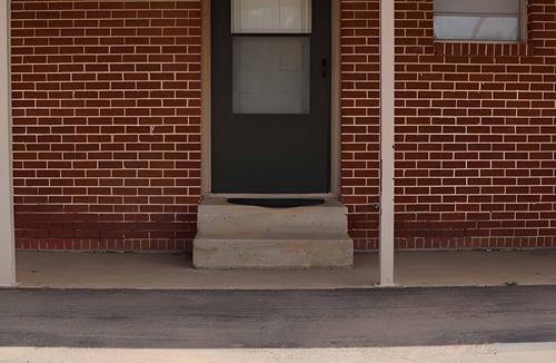 Ralls Apartment | Full Kitchen + In-Unit Laundry | 2BR Crew Housing