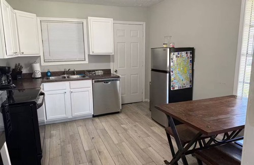 La Marque House | Furnished Cottage with Weekly Rentals Available