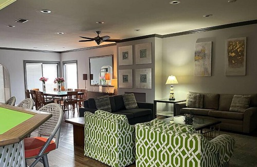 Galveston Hotel | Gaido's Seaside Inn