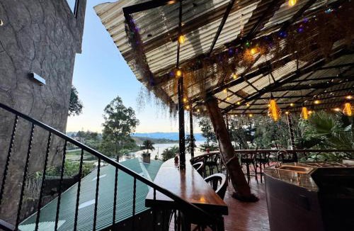 San Lucas Toliman Hotel | Garden Gathering Room