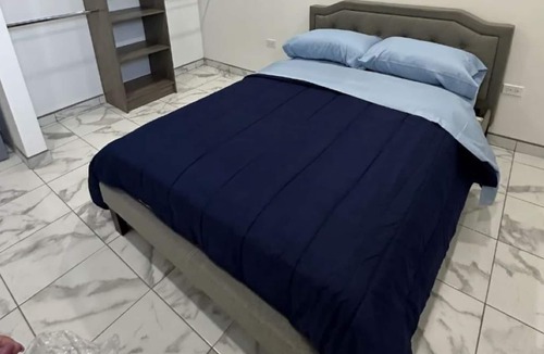 Mexicali Apartment | Gated parking / Villas de Ruby