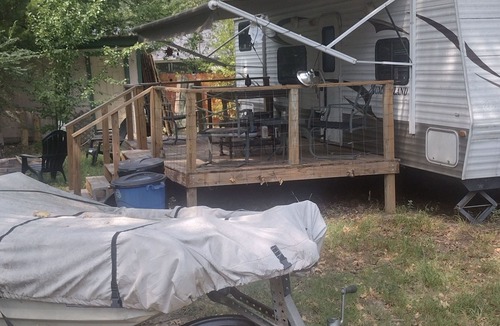 Wills Point RV Rental | Glamping, Fire pits, grills and Lakes.