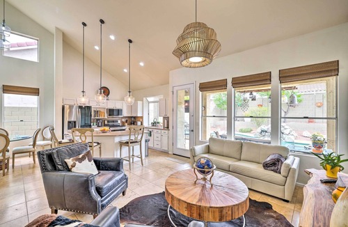 Tatum Ranch House | Golf & Unwind Poolside: Cave Creek Group Retreat!