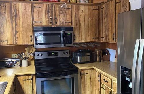 Payson Cabin | Gorgeous Full-Log Cabin in the Pines directly on Tonto Creek