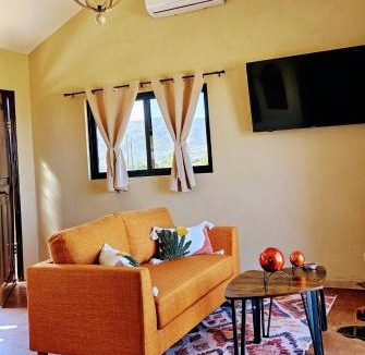 Valle de Guadalupe Ski Chalet | Gorgeous fully equipped Casita