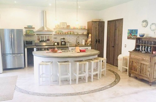 Emiliano Zapata House | Gorgeous multi-level villa with pool, large rooftop terrace