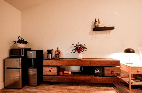 San Saba House | Gorgeous Tiny House with Fire Pit, Games and Barbecue in San Saba, Texas