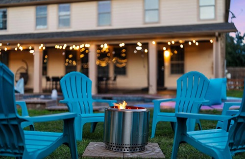 Morningside Meadows House | Grand 6BR 3BA Pool Escape Round Rock