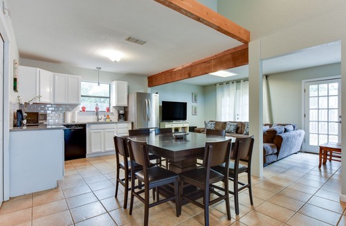 Dripping Springs House | Great for Large Groups w/Private Pool, Fire Pit & Tennis Court– Secluded Retreat