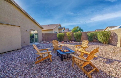 Litchfield Park House | Great location! near shopping & entertainment