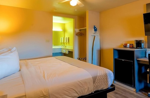 Sweet Home Hotel | Great Relaxing Overnight Stay! With Outdoor Pool Access, and Free Parking!