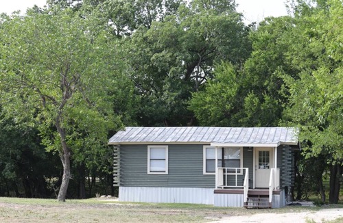 Utopia Cabin | Green River Cabin- Sleeps 2