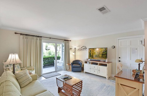 Demere Park Condo | Ground floor, 1 bed/1 bath - pup friendly Ocean Walk!