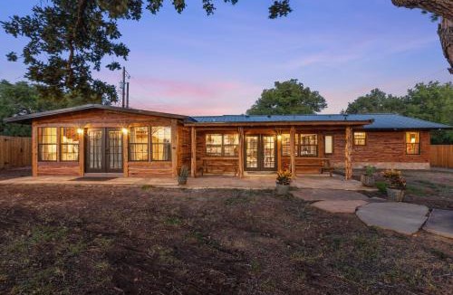 Kerrville House | Guadalupe Bluff Bunk House