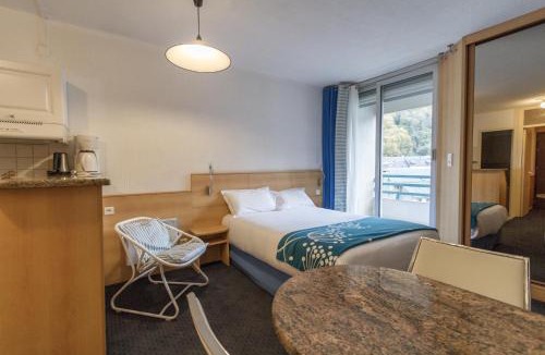 Cauterets Hotel | Hôtel Le Lys
