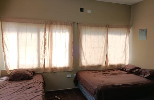 Chiquimula Bed & Breakfast | Habitación amplia y privada con parqueo a 2k Pradera