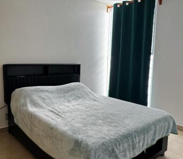 San Raymundo Jalpan Apartment | Habitación Parada Aeropuerto