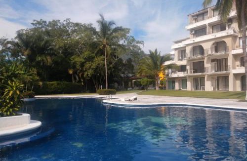 Club Santiago House | Habitaciones con baño privado en Departamento compartido en Club Santiago Manzanillo
