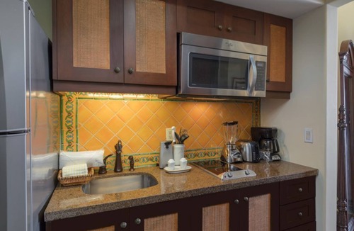 Cabo San Lucas Hotel | Hacienda Encantada Cozy Beachfront Studio with Pool