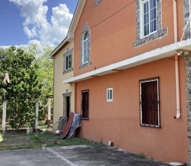 Peten Villa | Haight Ranch RamSer