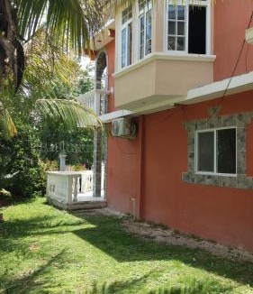 Peten Villa | Haight Ranch RamSer