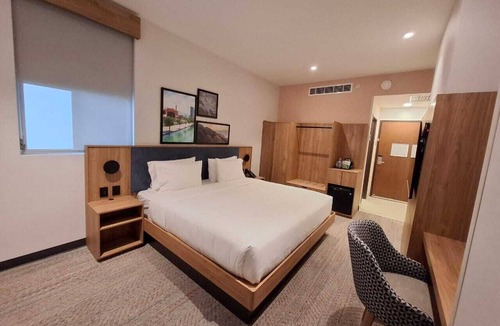 Monterrey Hotel | Hampton By Hilton Monterrey Tecnologico