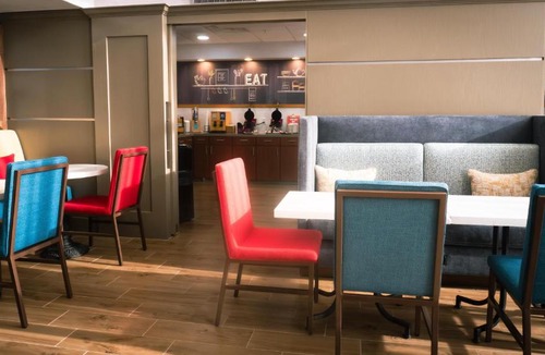 Barker Hotel | Hampton Inn and Suites Houston-Katy