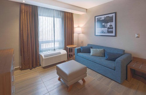 Monterrey Hotel | Hampton Inn by Hilton Monterrey/Galerías-Obispado