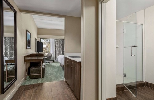Ashland Hotel | Hampton Inn by Hilton Richmond-North/Ashland