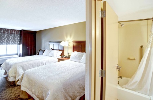 College Station Hotel | Hampton Inn College Station