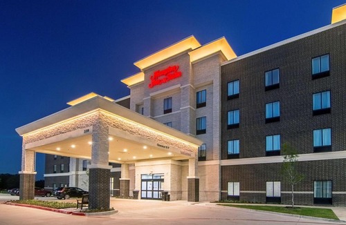 Richardson Hotel | Hampton Inn & Suites-Dallas/Richardson