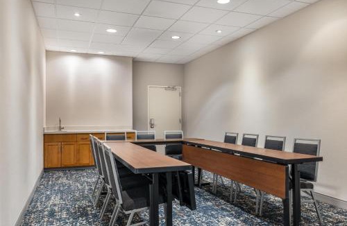 Plano Hotel | Hampton Inn & Suites Dallas/Plano-East