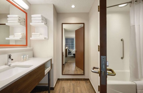 Mesquite Hotel | Hampton Inn & Suites Dallas-Mesquite