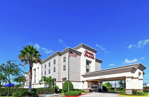 Houston Hotel | Hampton Inn & Suites Houston-Bush Intercontinental Airport